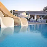 فندق Asteras 4*