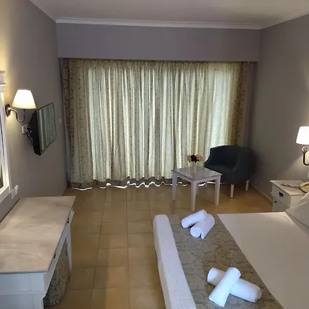 Отель Asteras 4*